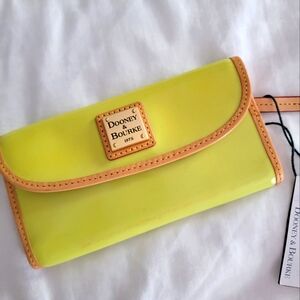 Dooney & Bourke tri-fold wallet